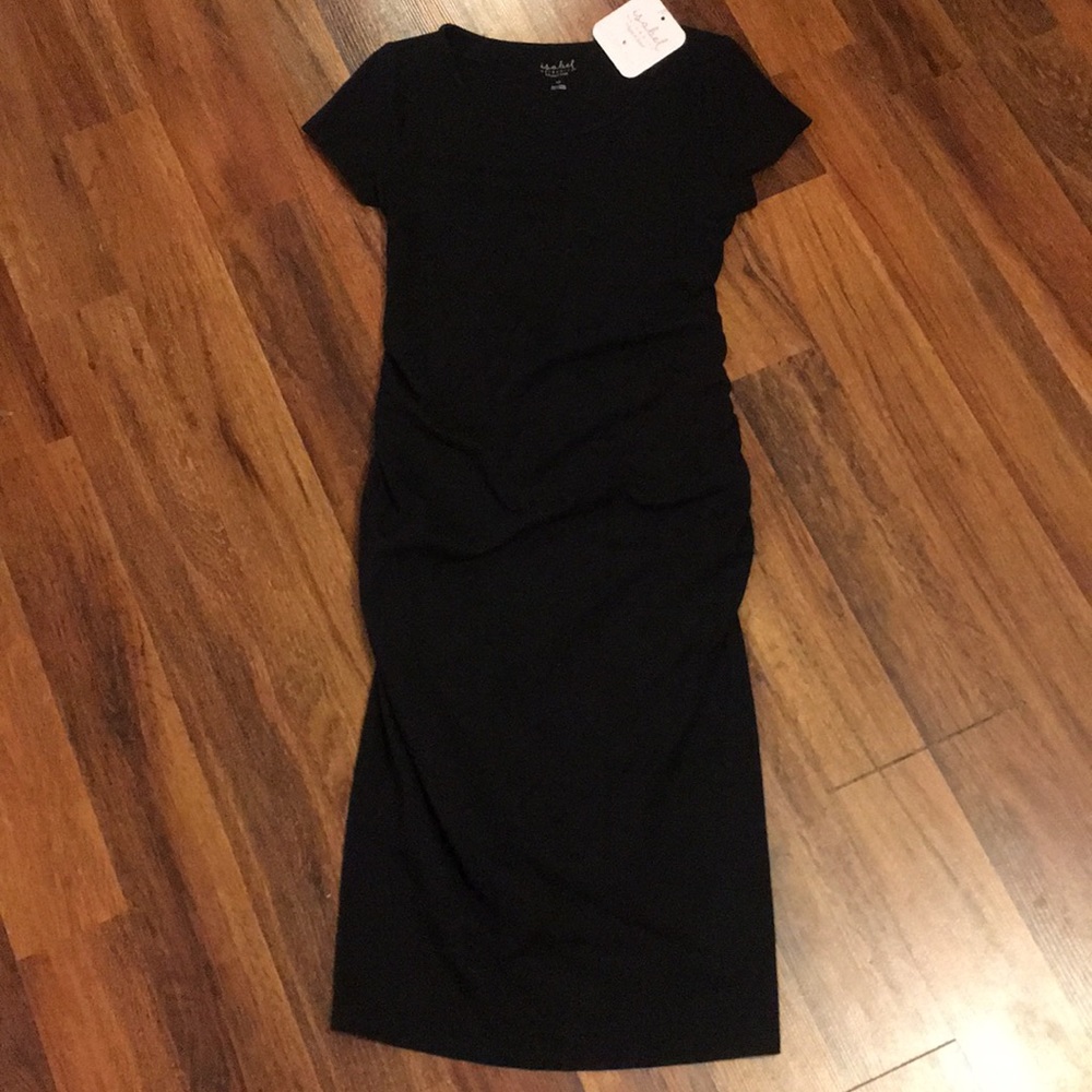 Isabel Maternity Short Sleeve Shirred Midi Dress